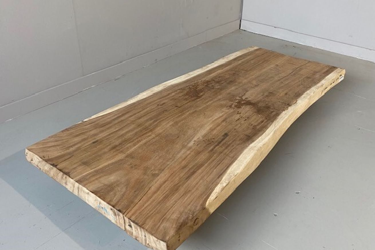 Suar Baumstammtisch 220x103/85x8 cm