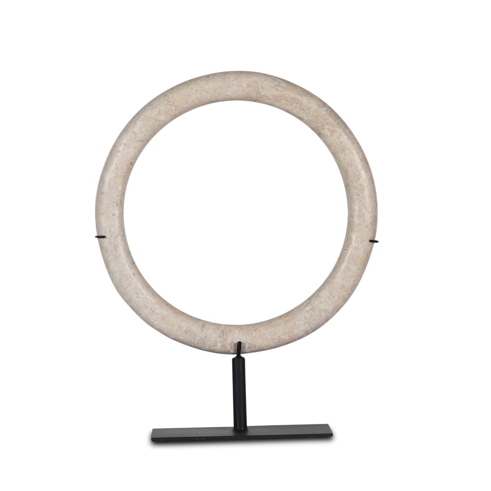 Hanua marble ring on stand besar