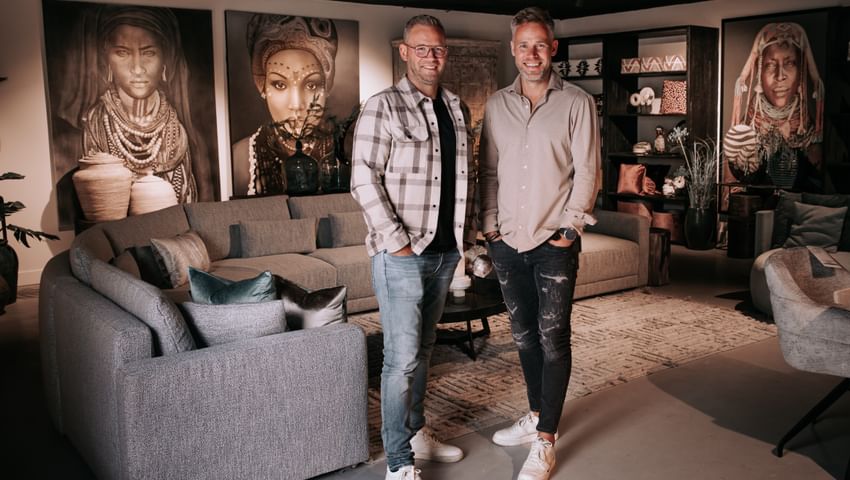 kötter living<br />
<em>a different</em><br />
<strong>story</strong>