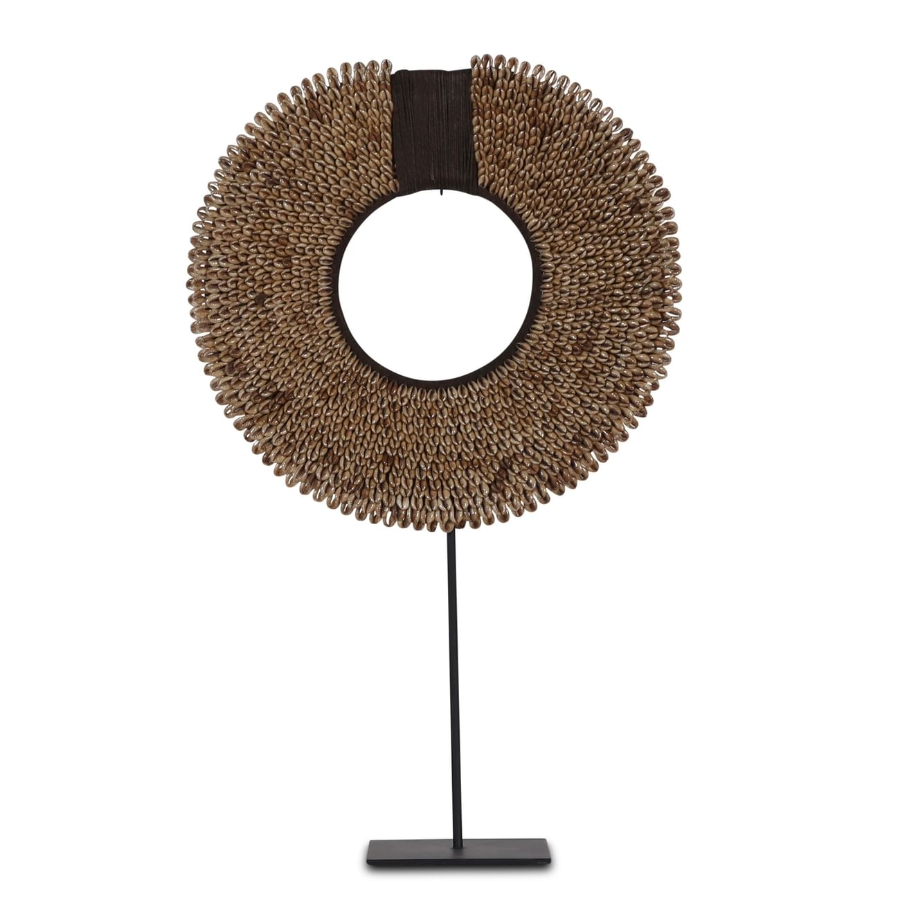 Papua necklace on stand brown besar 40 cm