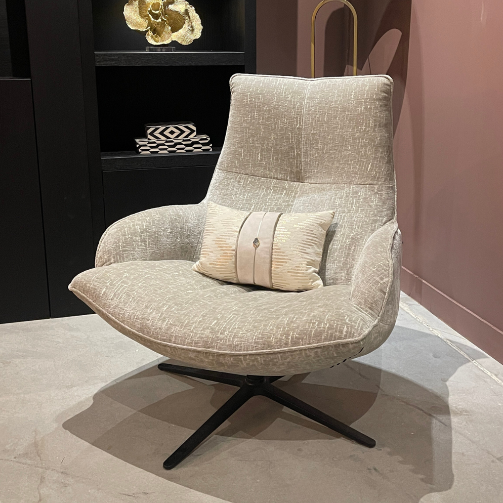 Chico Fauteuil (cross met arm) - HE Design