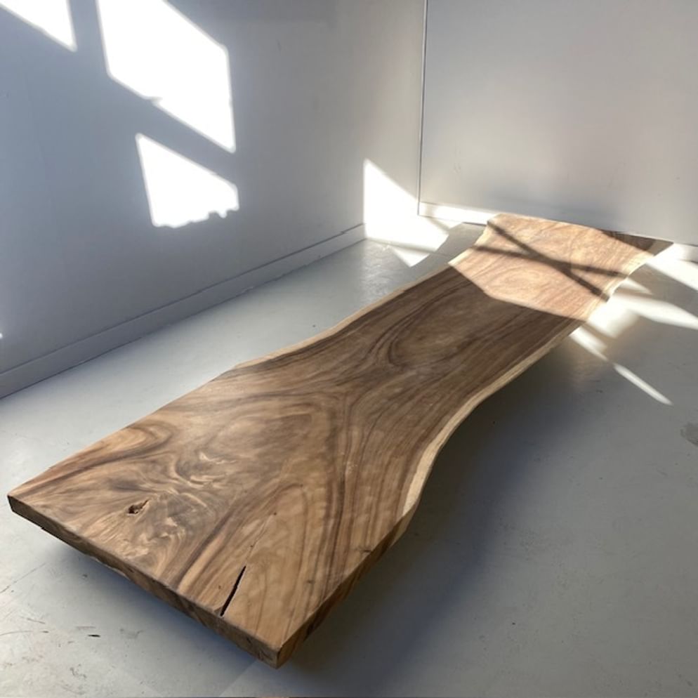 Suar Baumstammtisch 417x124x8 cm