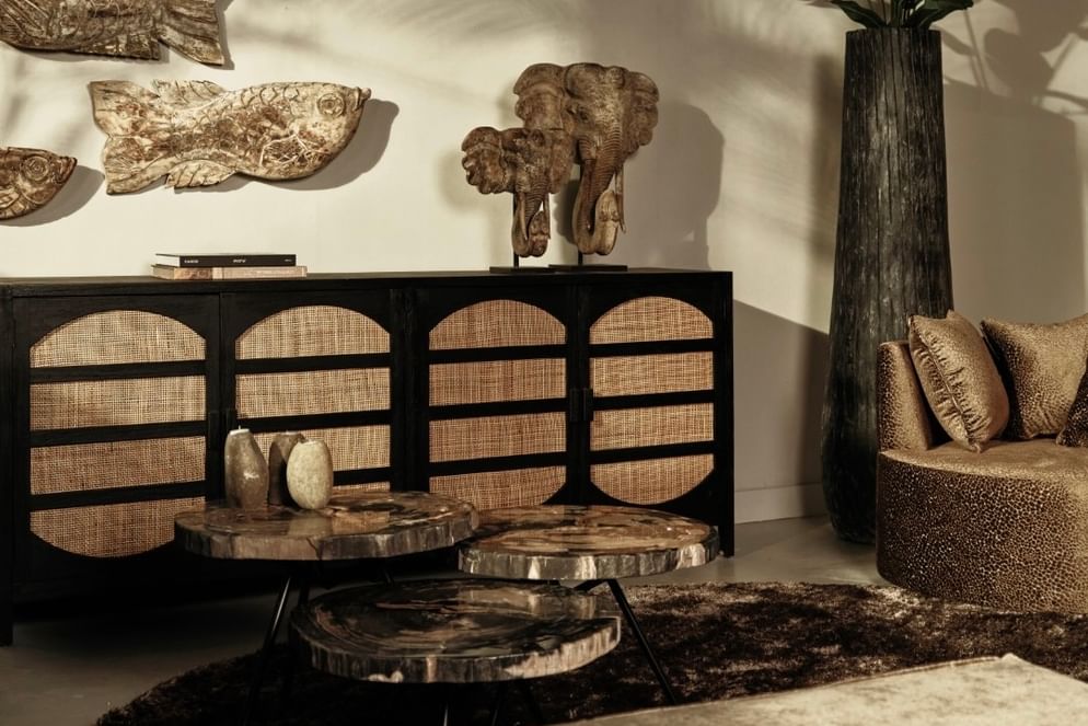 Ciawi coffeetable petrified wood tengah