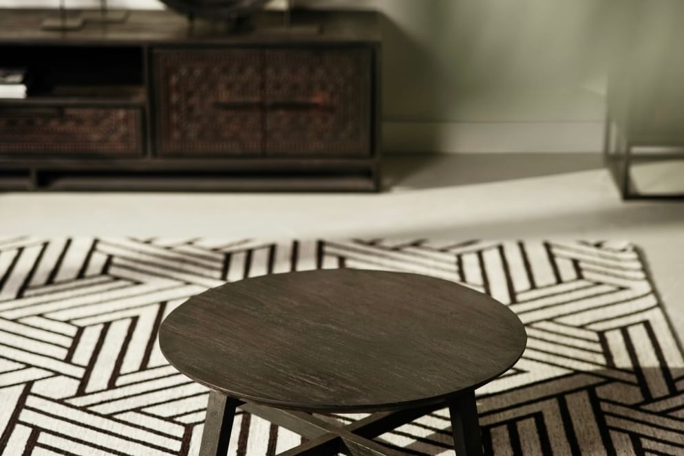 Samuya coffeetable sedang
