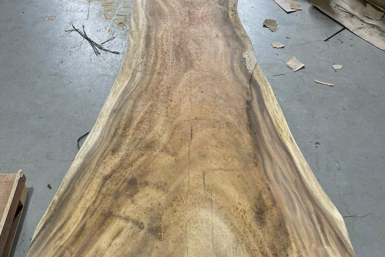 Suar Baumstammtisch 250x76/125x7,5 cm