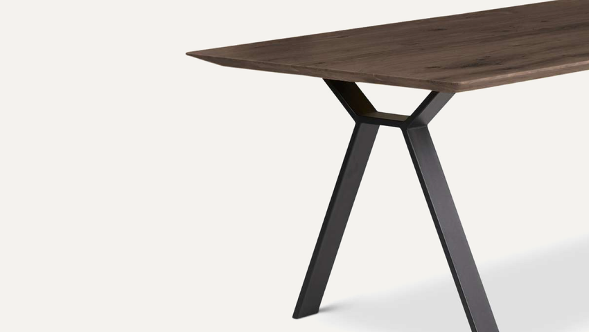 Op zoek naar<br />
de <strong>perfecte</strong> <em>tafel</em><br />
voor jouw ruimte?